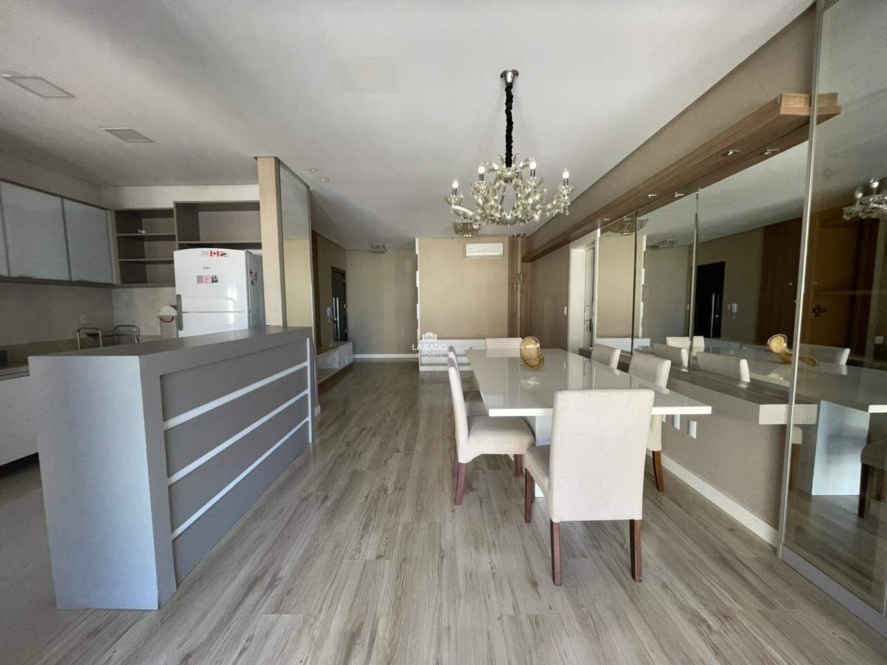 Apartamento para aluguel no Centro: 