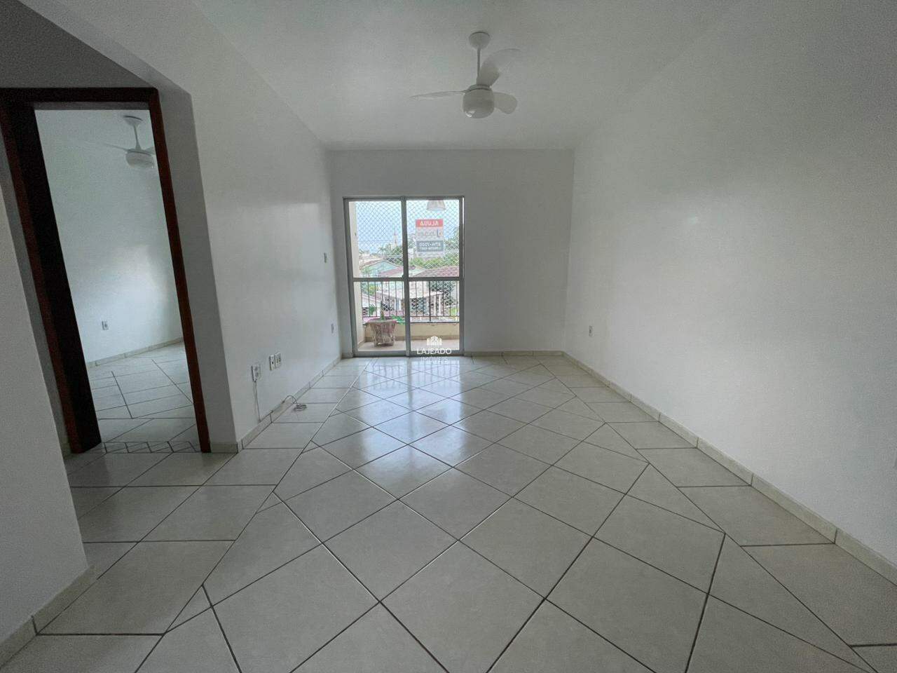 Apartamento para aluguel no São Cristóvão: 