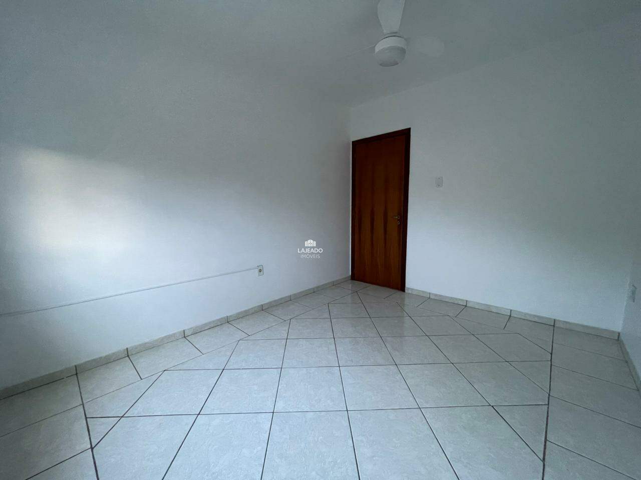 Apartamento para aluguel no São Cristóvão: 