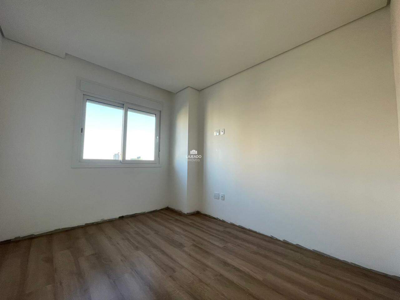 Apartamento para aluguel no Florestal: 