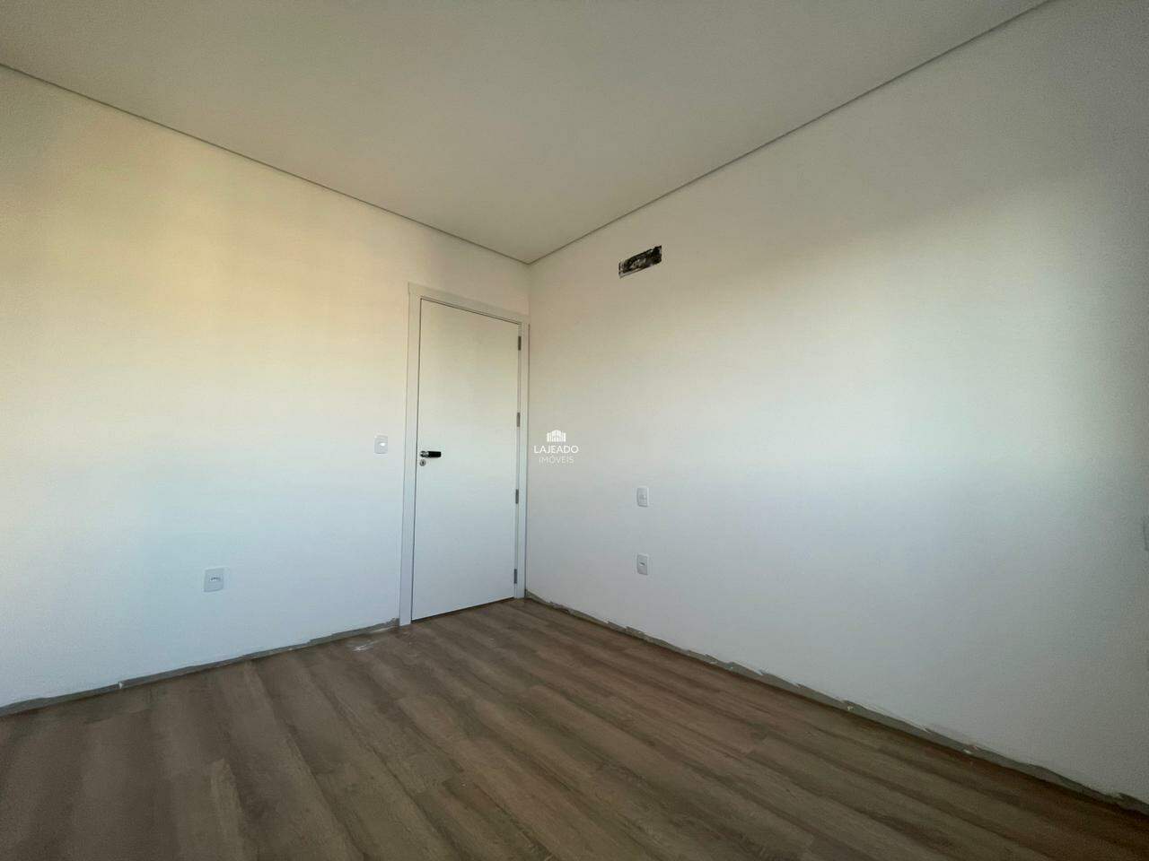 Apartamento para aluguel no Florestal: 