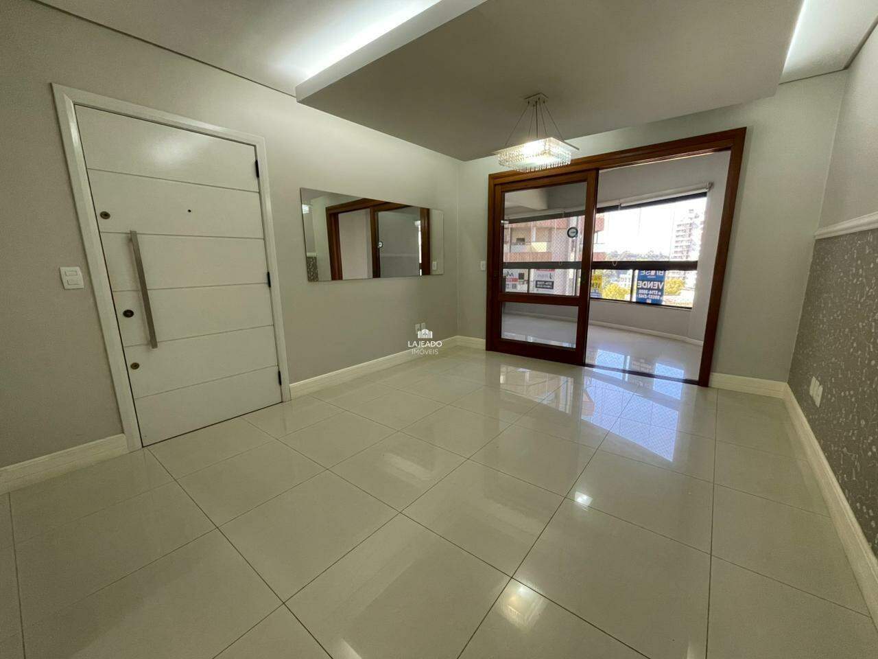 Apartamento para aluguel no Centro: 