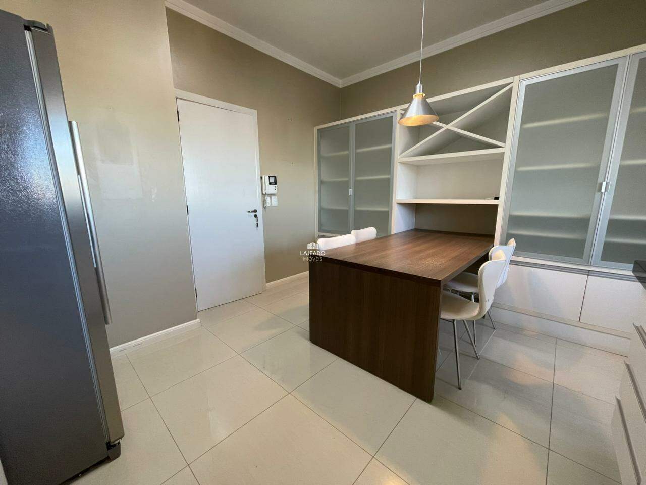 Apartamento para aluguel no Centro: 