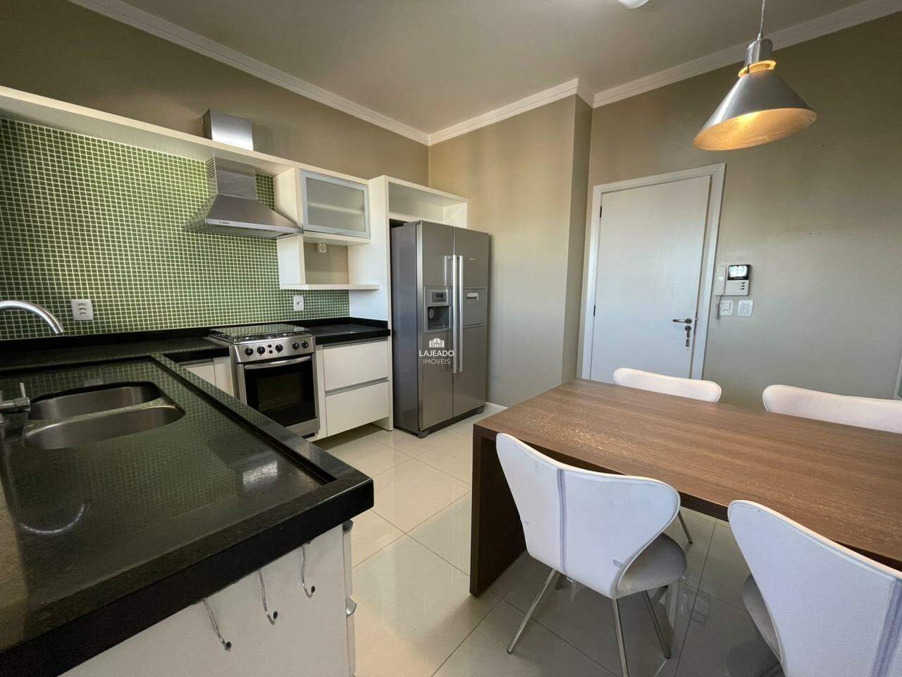 Apartamento para aluguel no Centro: 