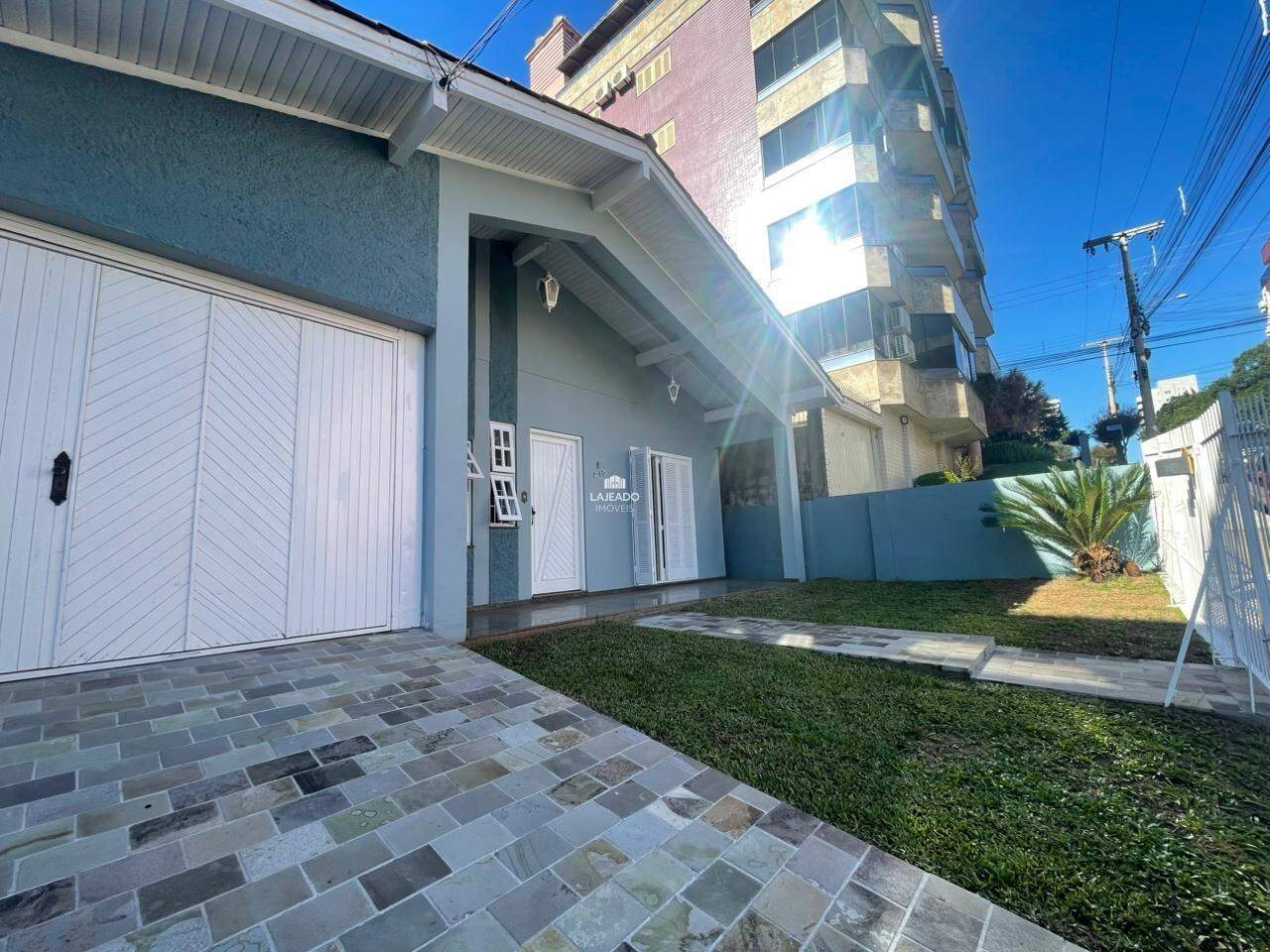 Casa, 2 quartos, 165 m² - Foto 1