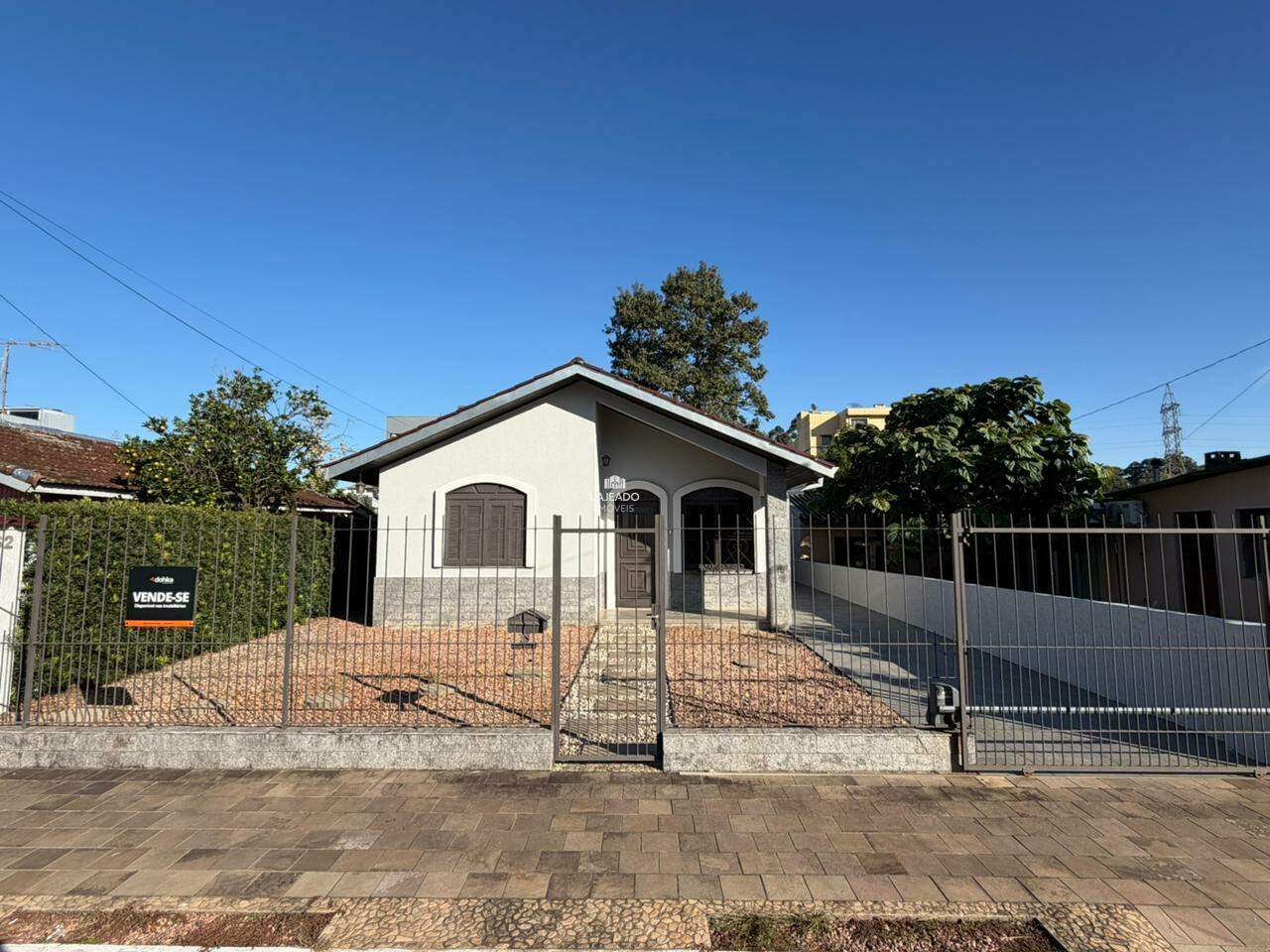 Casa à venda no Florestal: 