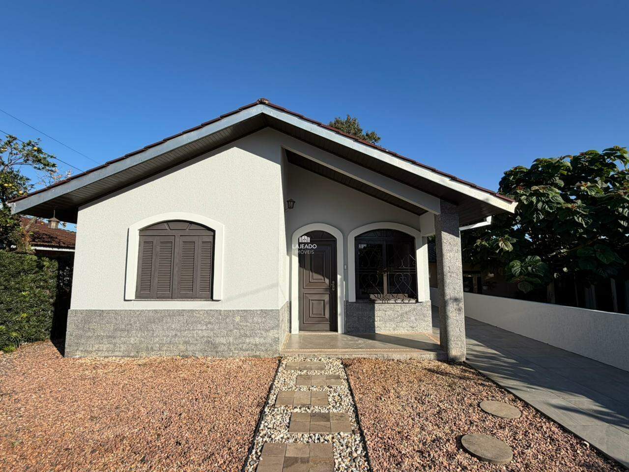 Casa à venda no Florestal: 