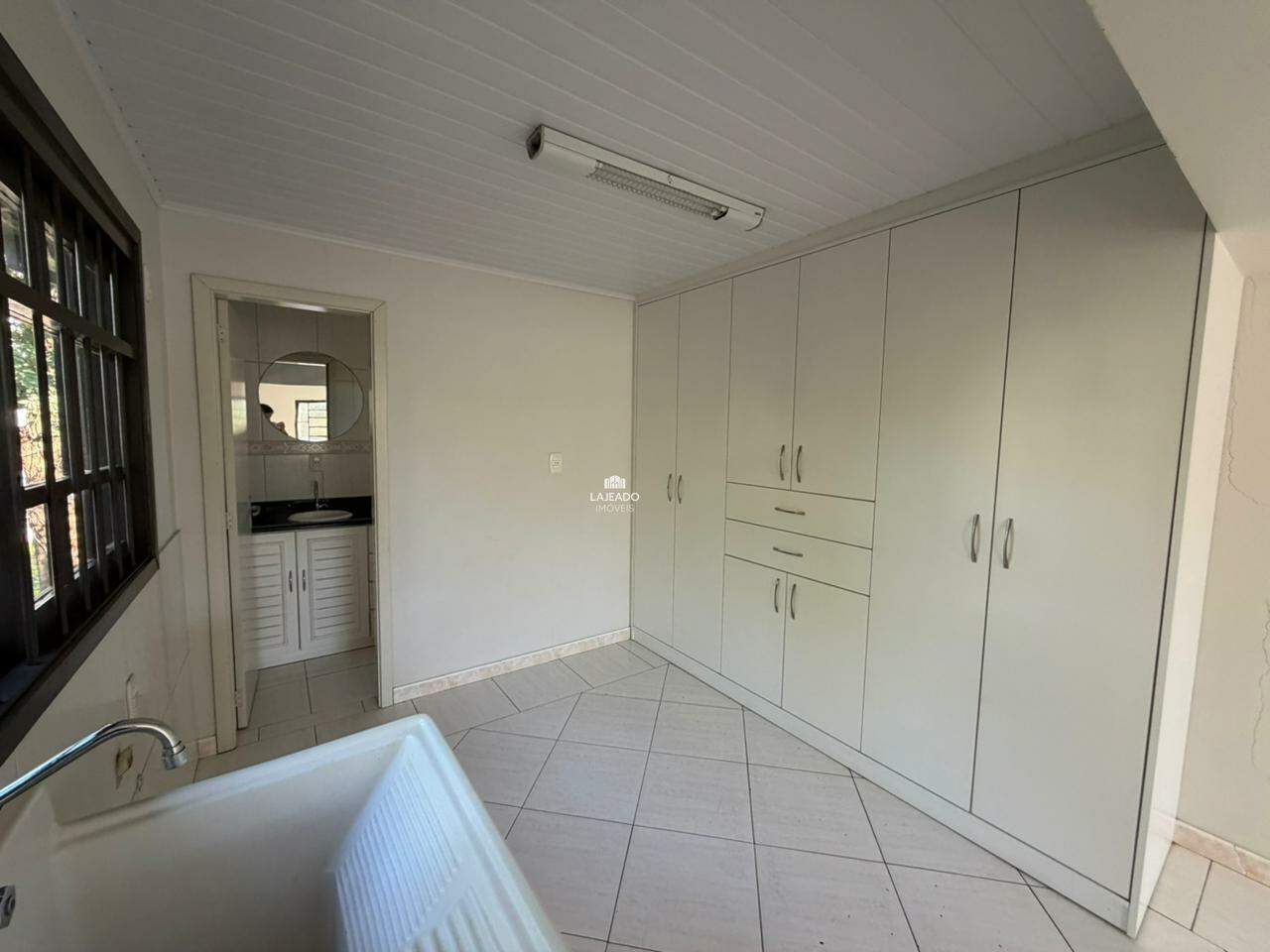 Casa à venda no Florestal: 