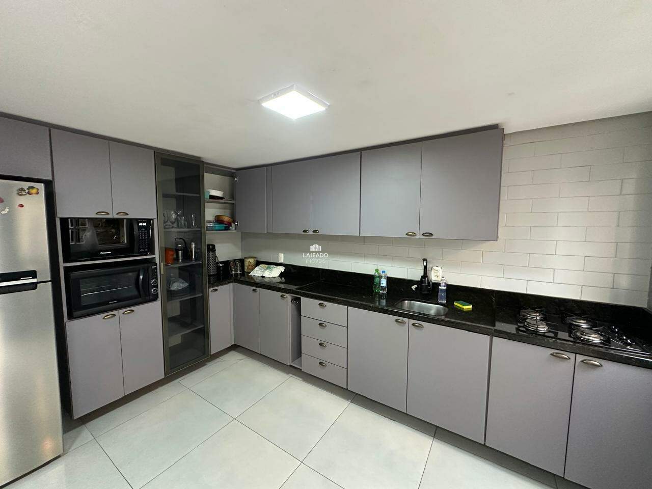 Apartamento à venda no Centenário: 