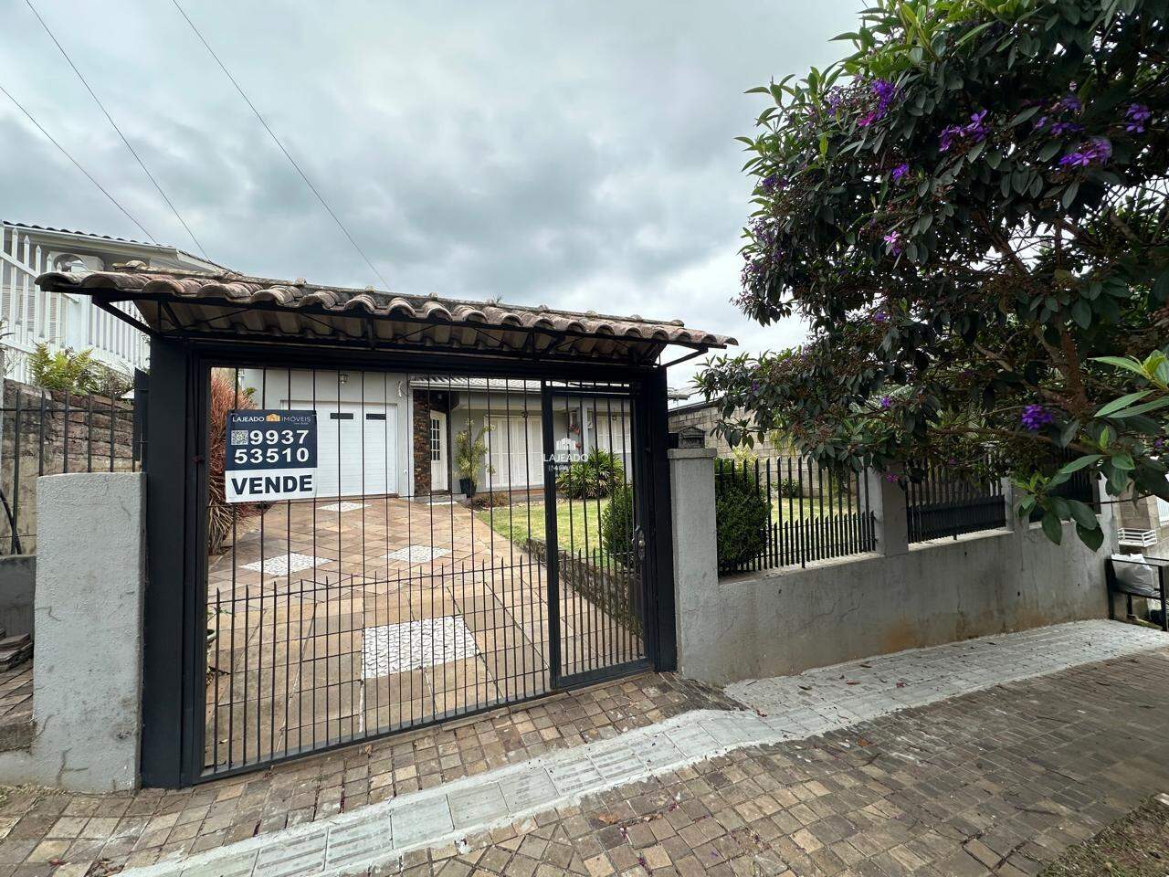 Apartamento à venda no Centenário: 