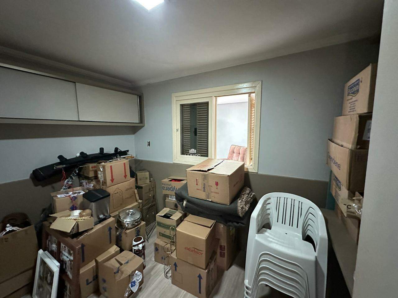 Apartamento à venda no Centenário: 