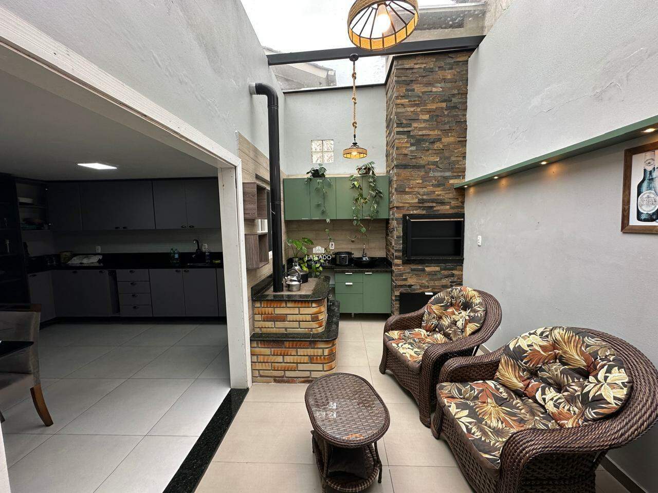 Apartamento à venda no Centenário: 