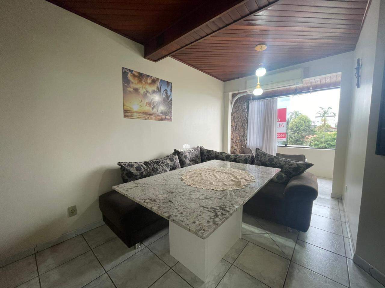 Apartamento para aluguel no Moinhos: 