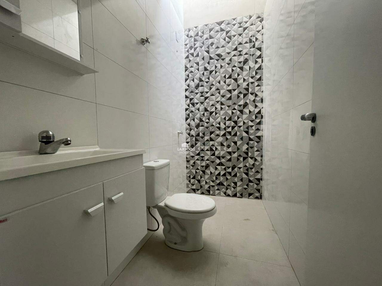Casa para aluguel no Floresta: 