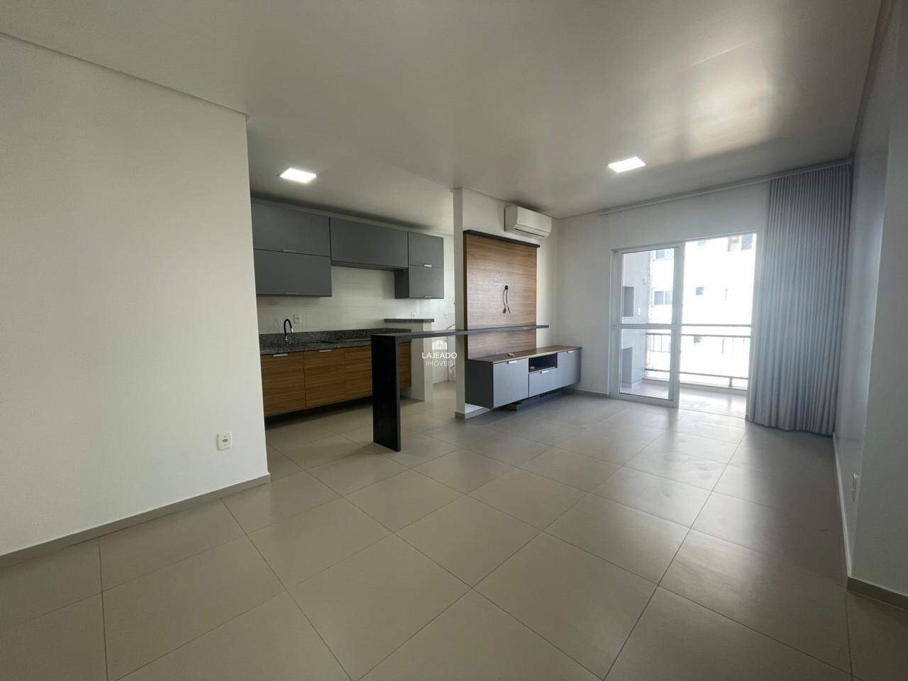 Apartamento para aluguel no Centro: 