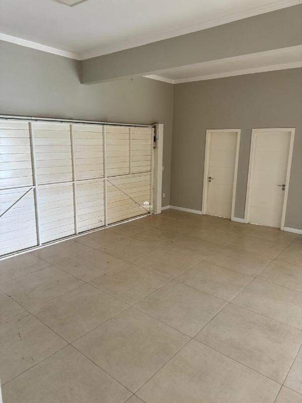 Casa, 3 quartos, 402 m² - Foto 2