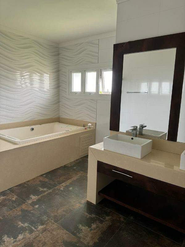 Casa, 3 quartos, 402 m² - Foto 26