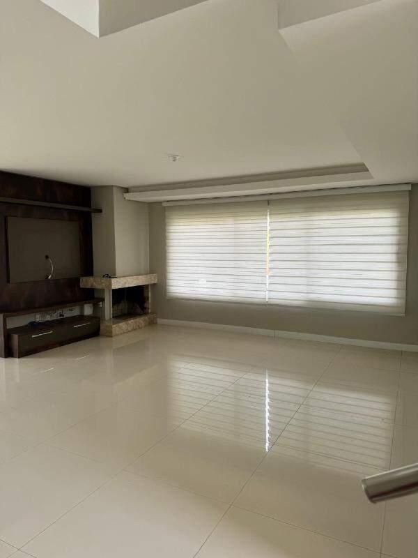 Casa, 3 quartos, 402 m² - Foto 3