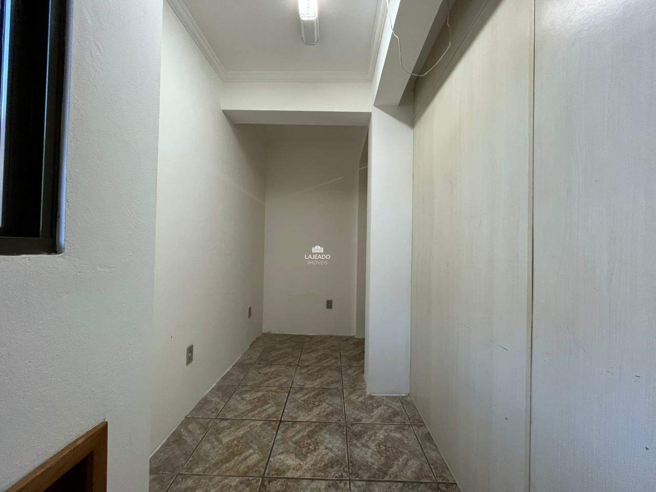 Sala para aluguel no Americano: 