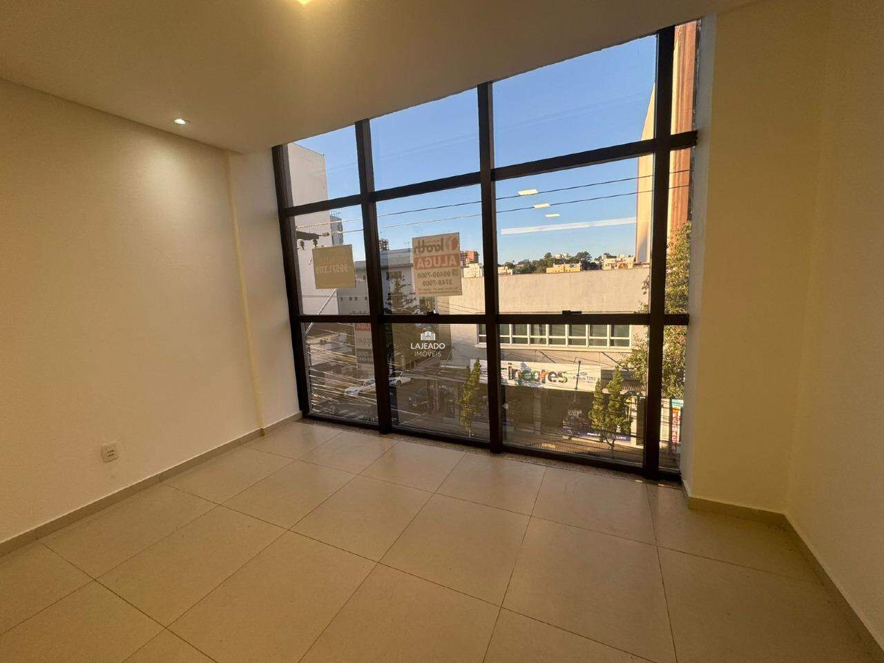 Sala comercial à venda no Centro: 