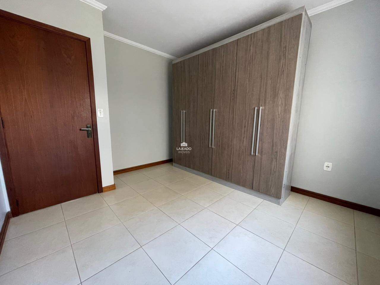 Apartamento para aluguel no Florestal: 