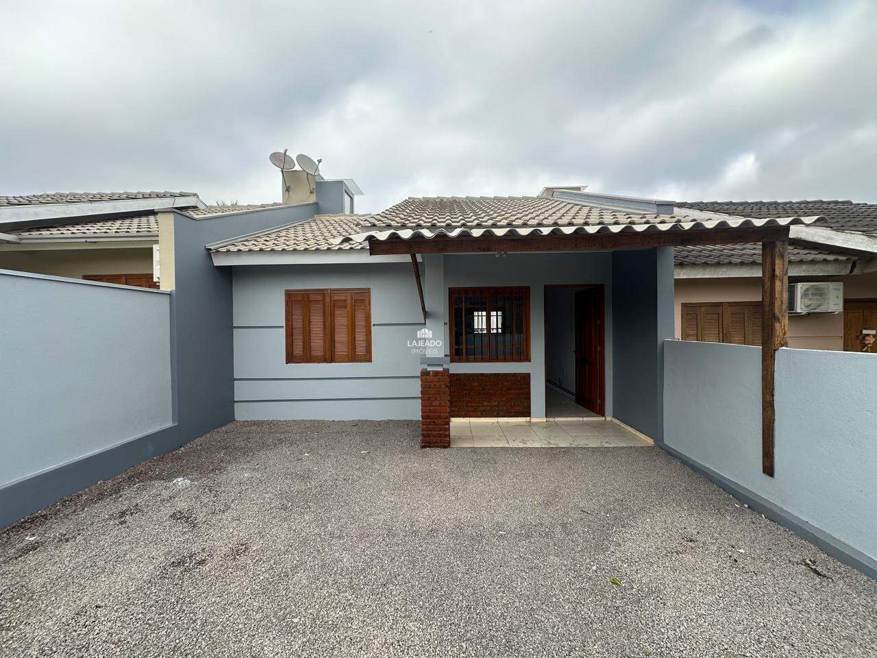 Casa, 2 quartos, 52 m² - Foto 1