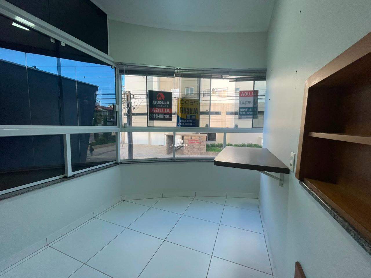 Apartamento para aluguel no São Cristóvão: 