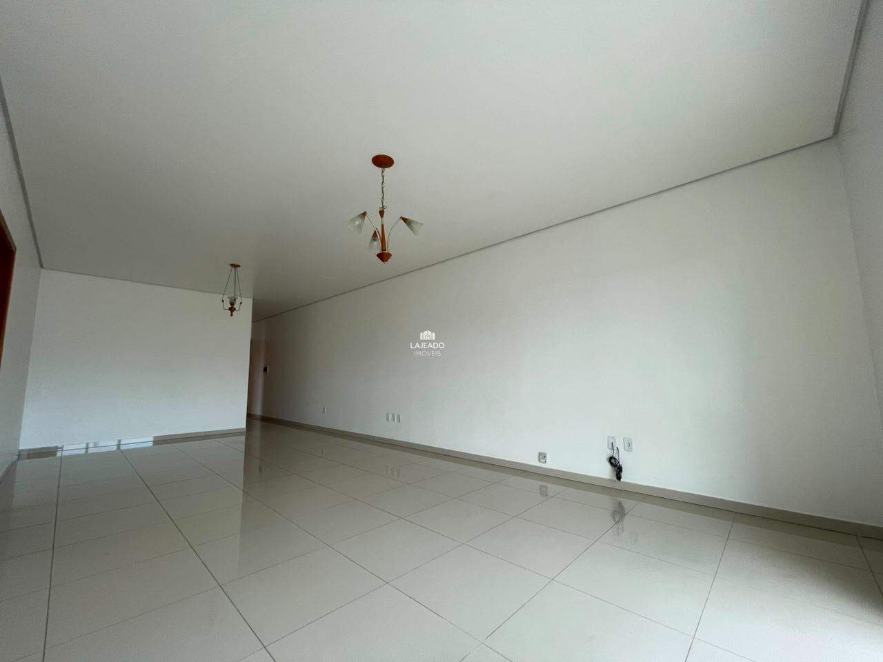 Apartamento para aluguel no São Cristóvão: 