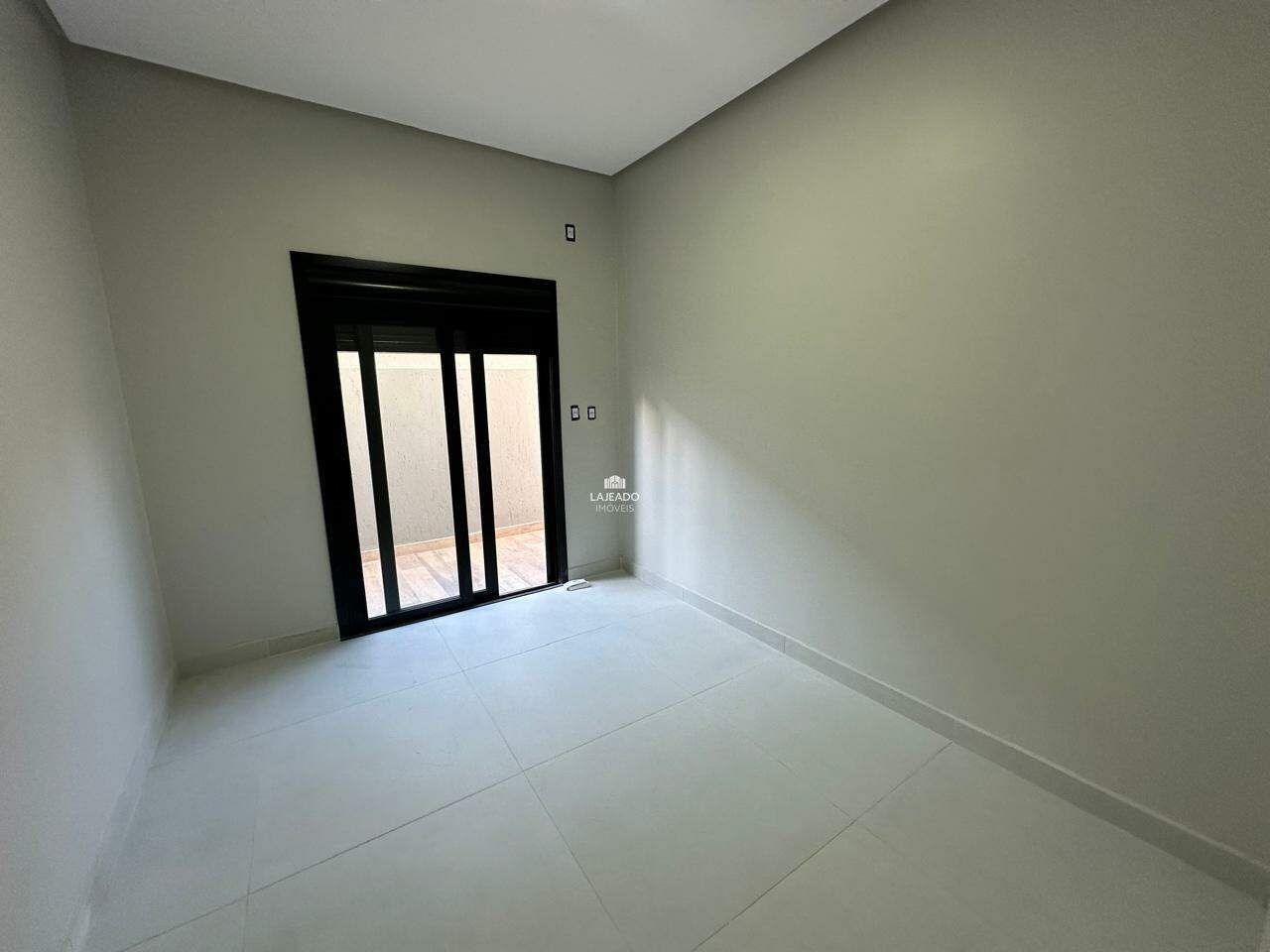 Casa à venda no Conventos: 