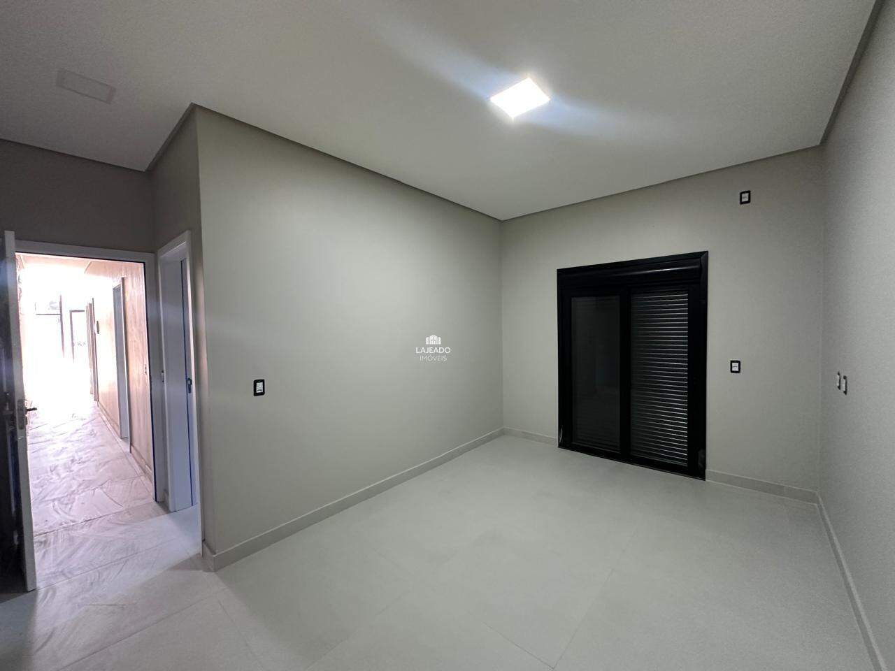 Casa à venda no Conventos: 