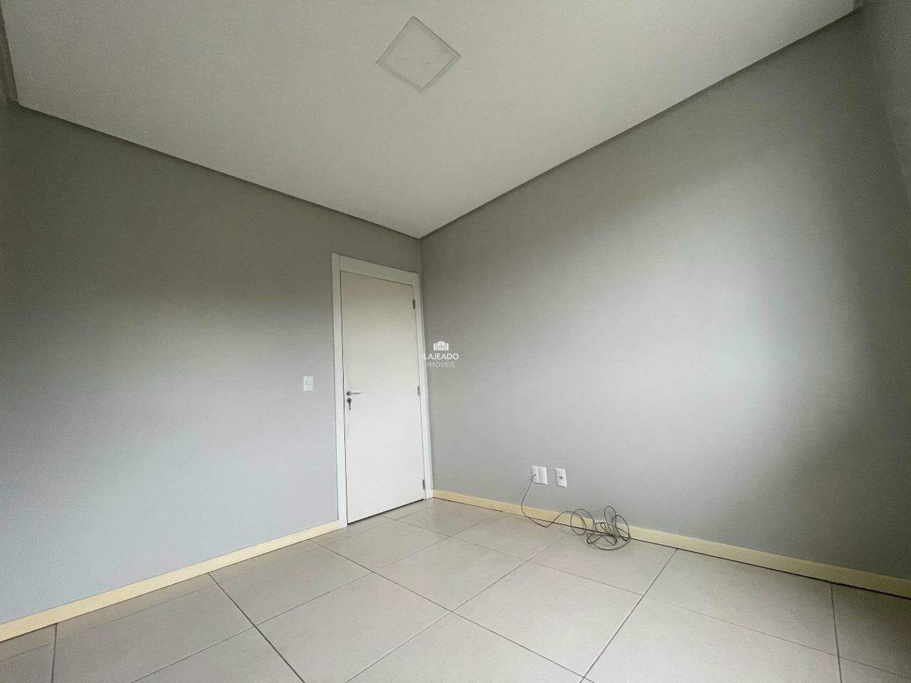 Apartamento para aluguel no Universitário: