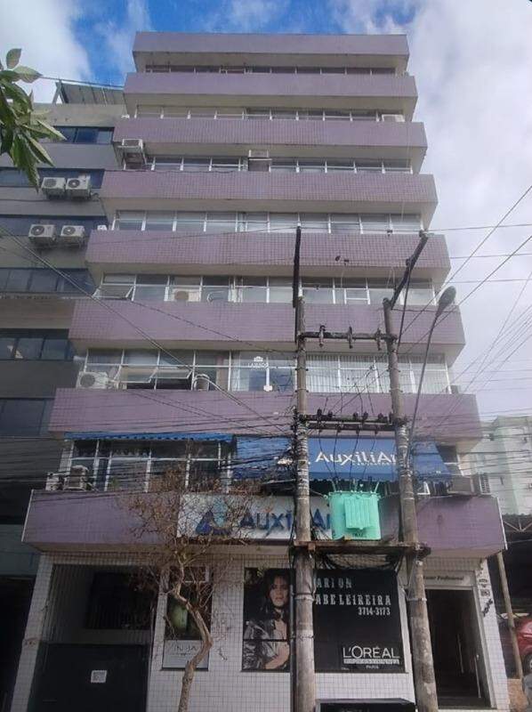 Sala comercial à venda no Centro: 