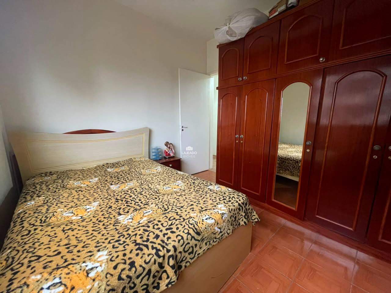Apartamento para aluguel no Florestal: 