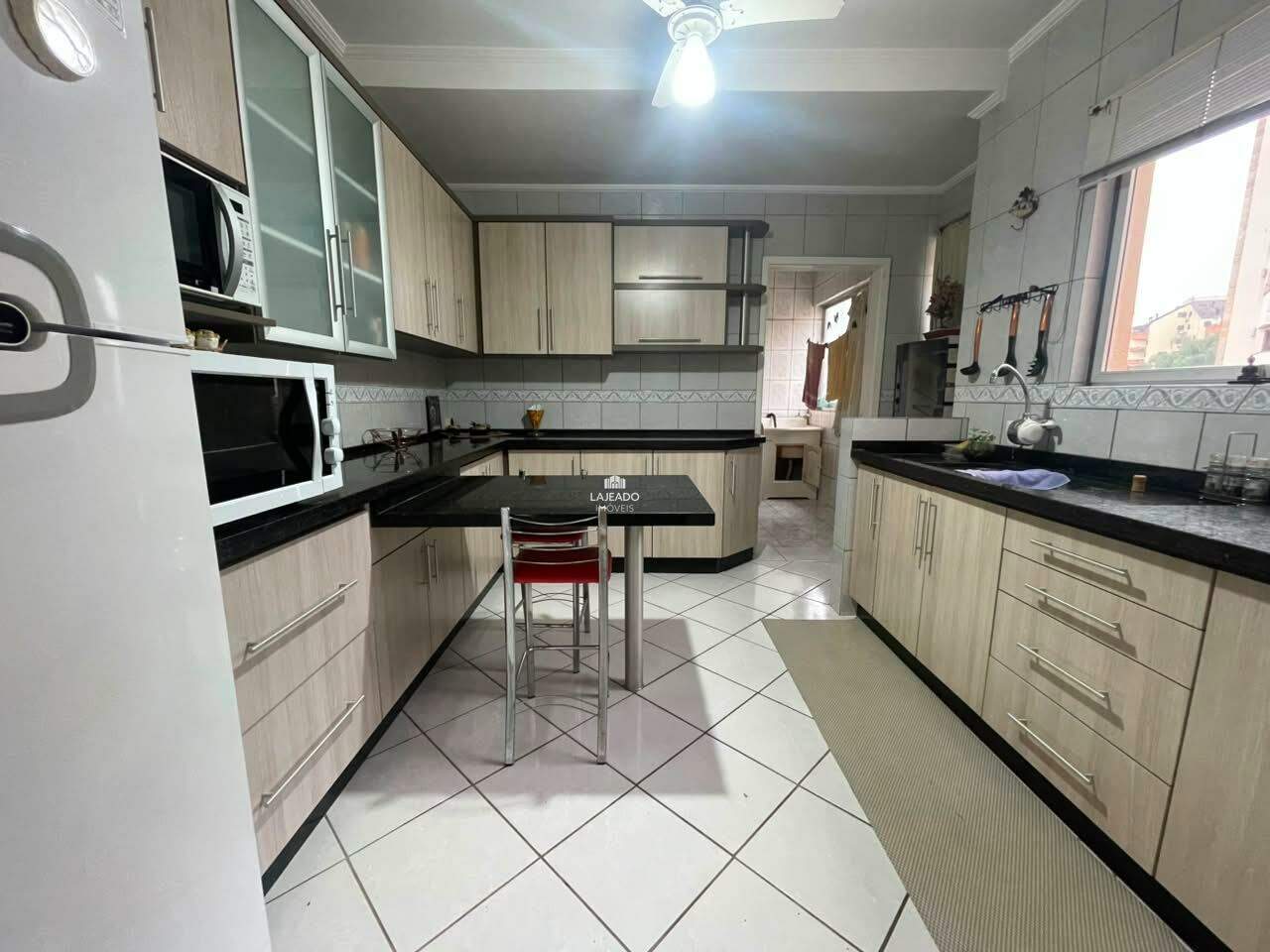 Apartamento para aluguel no Florestal: 