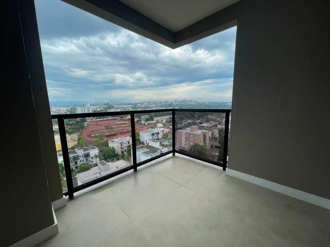 Apartamento para aluguel no Moinhos: 