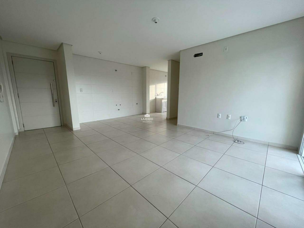 Apartamento para aluguel no Florestal: 