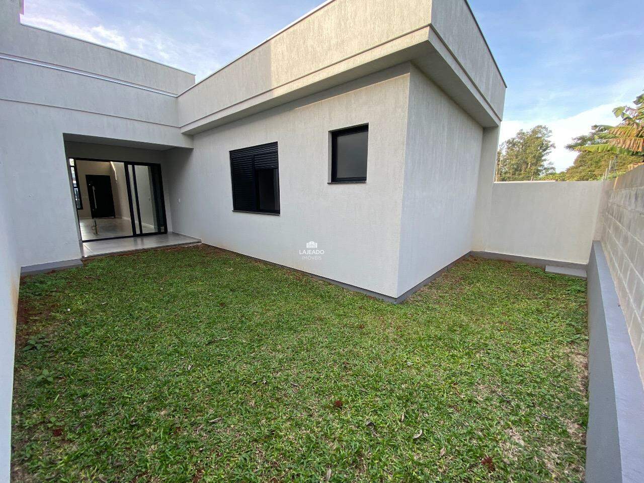Casa à venda no Universitário: