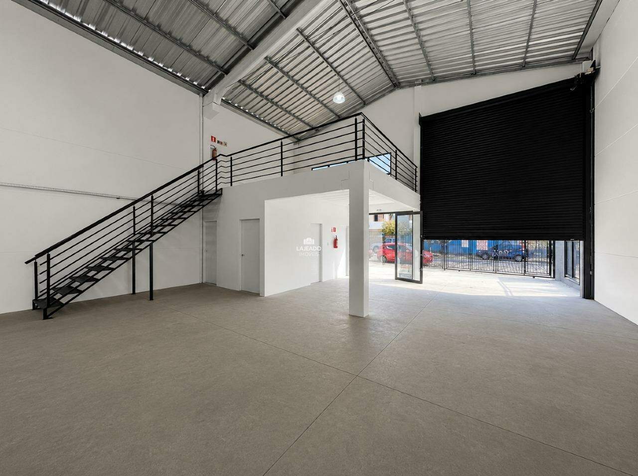 Loja-Salão, 300 m² - Foto 2