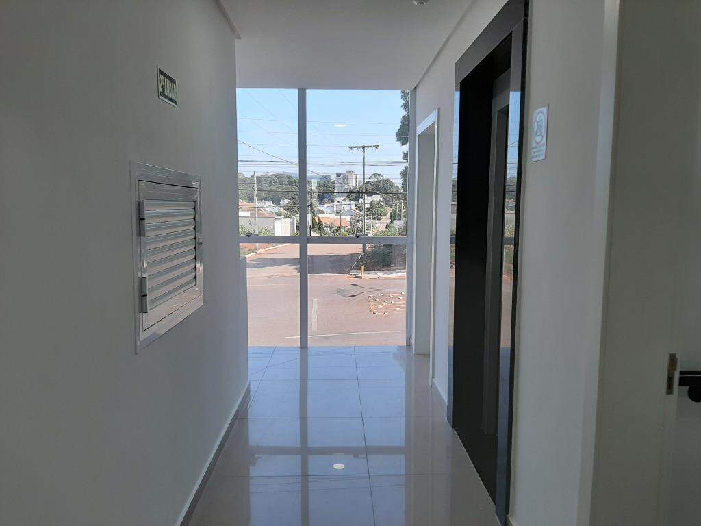 Apartamento à venda com 2 quartos, 66m² - Foto 4