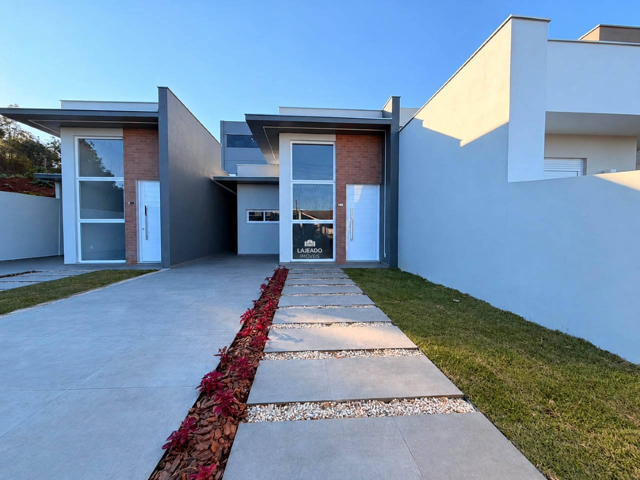 Casa, 2 quartos, 64 m² - Foto 1