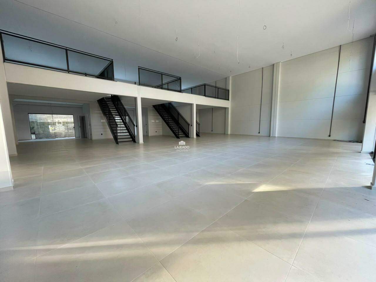 Loja-Salão, 194 m² - Foto 2