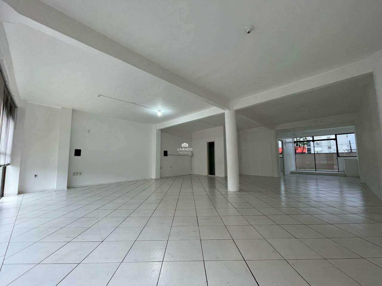 Sala-Conjunto, 240 m² - Foto 3