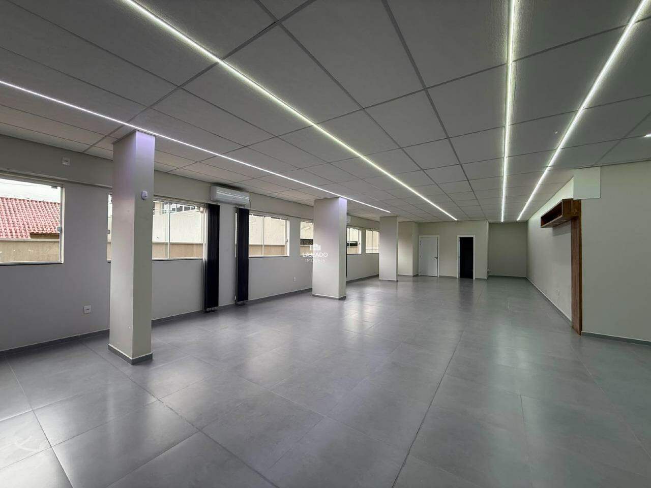 Loja-Salão, 283 m² - Foto 2