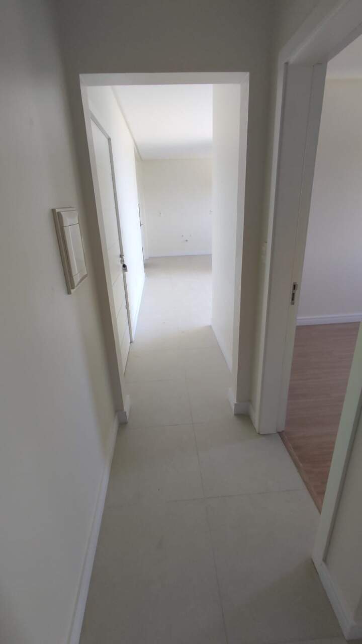 Apartamento à venda com 2 quartos, 70m² - Foto 11