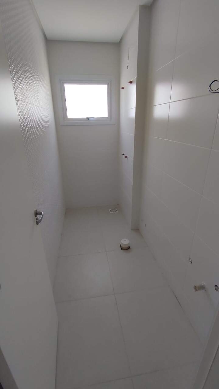 Apartamento à venda com 2 quartos, 70m² - Foto 14