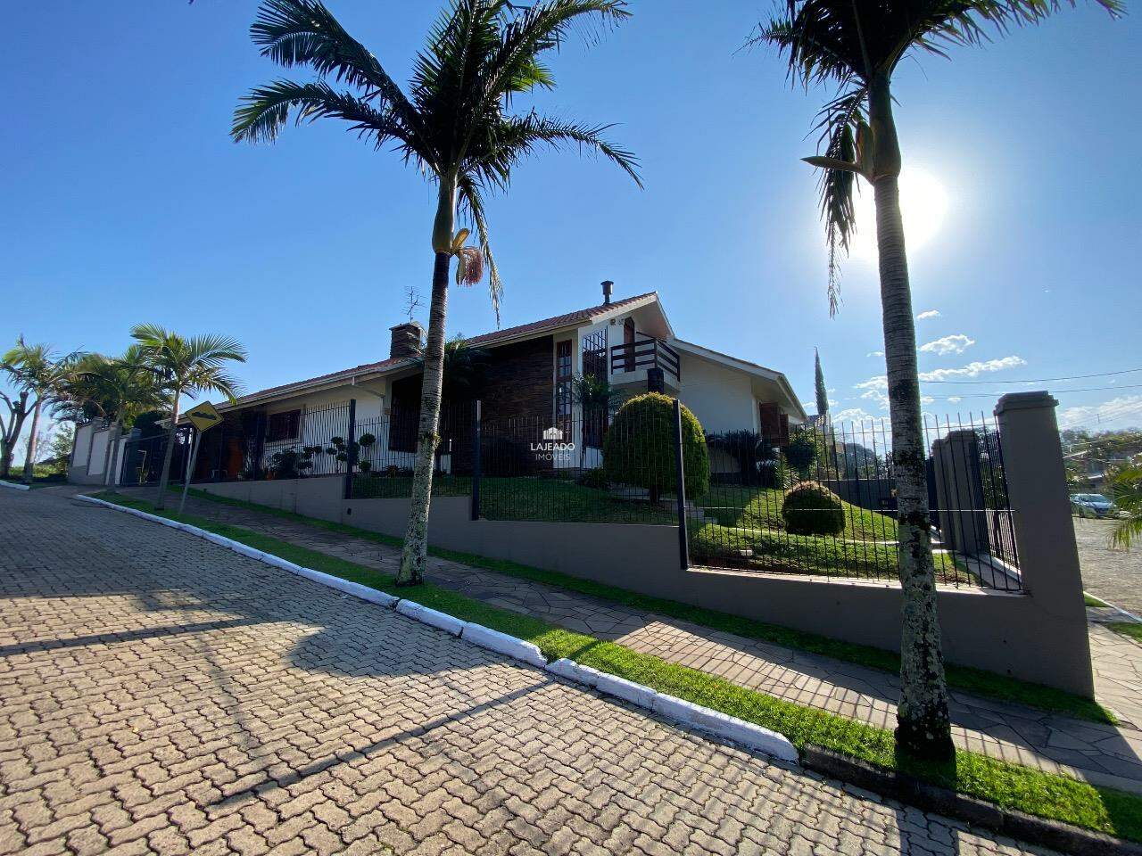 Casa para aluguel no Carneiros: 