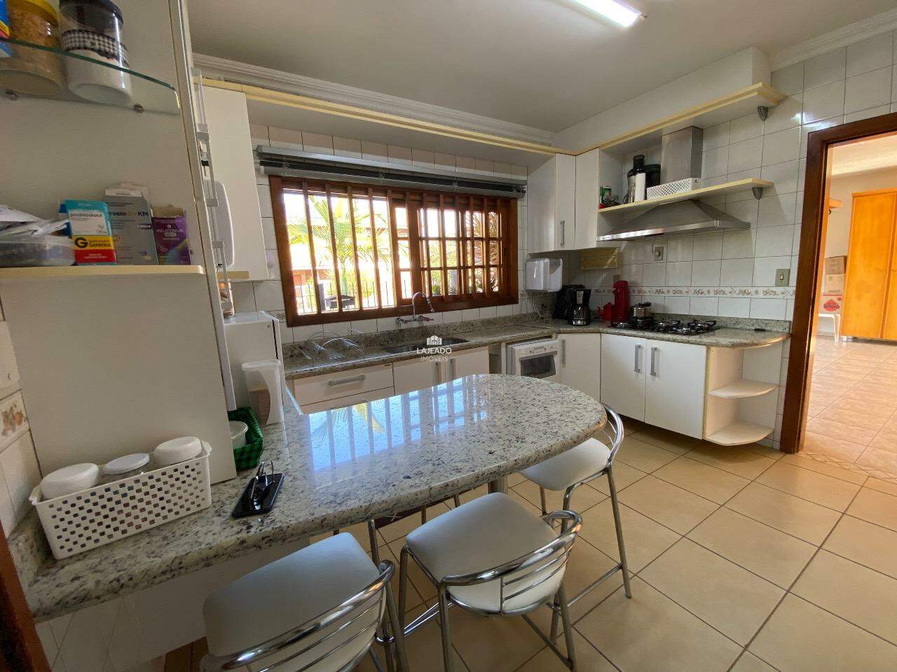 Casa para aluguel no Carneiros: 