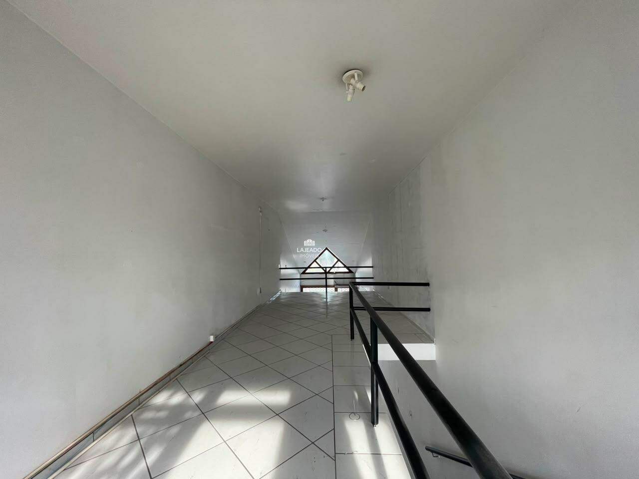 Sala para aluguel no Centro:
