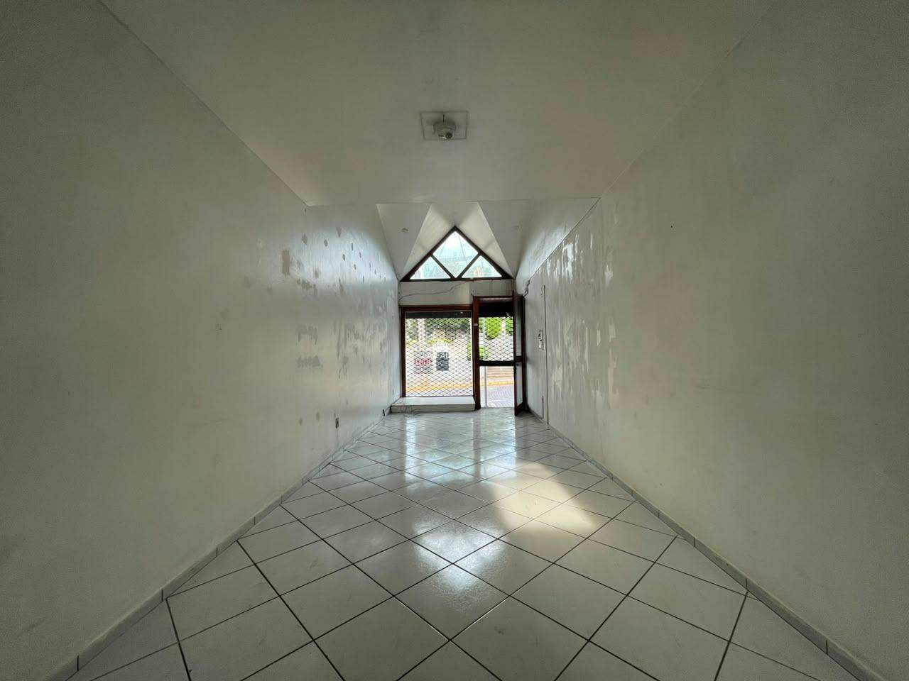 Sala para aluguel no Centro: 