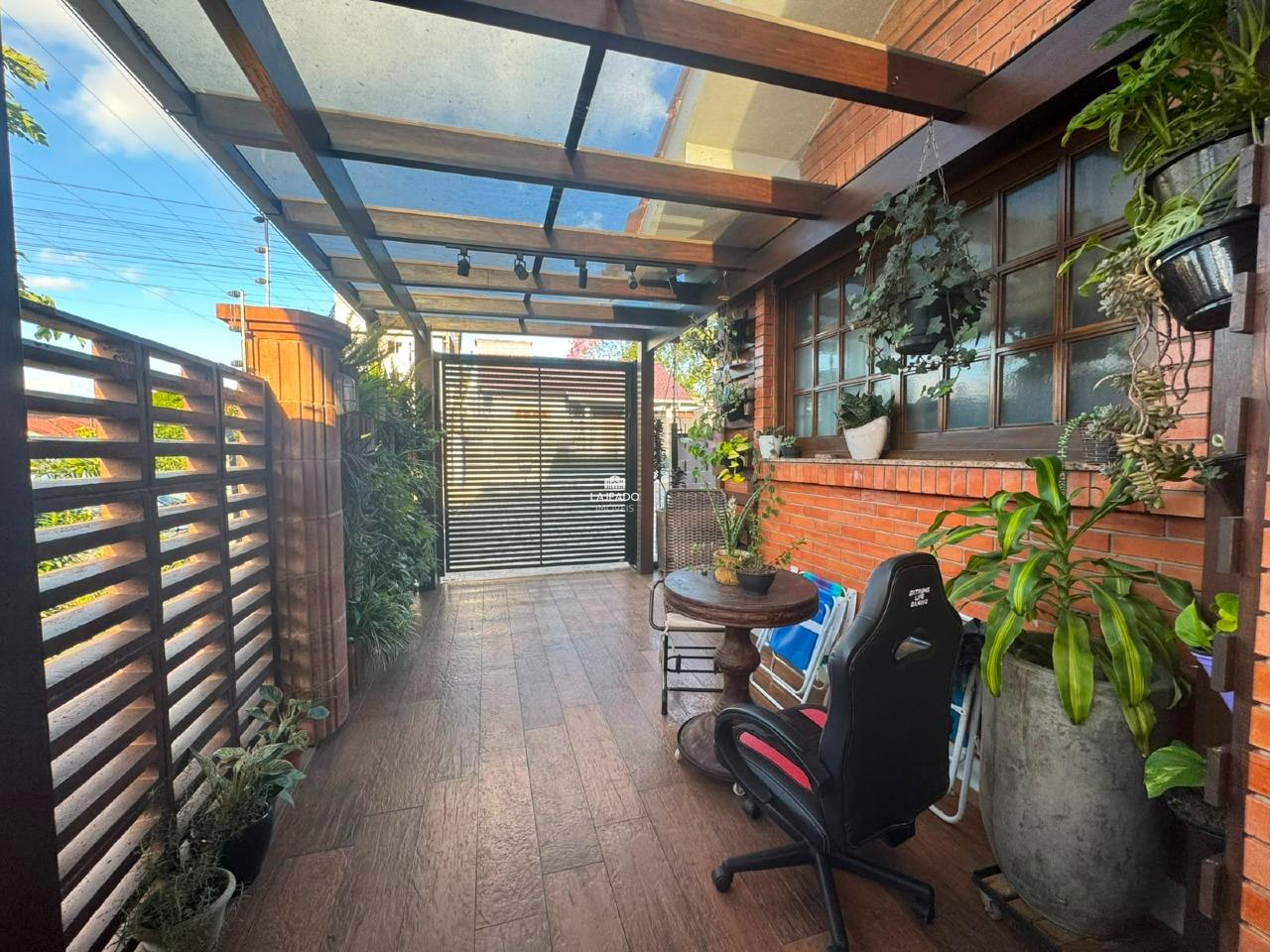 Casa à venda no Oriental: 